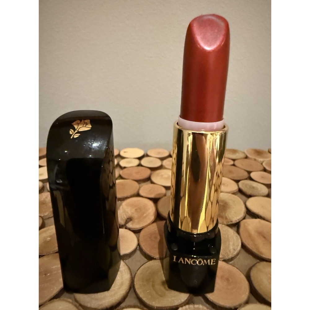 Lancome Rouge Radiance Lipstick W SPF HTF‎ Full Size, Damage On Back